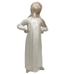 Lladro Girl Stretching in Night Gown Porcelain Figurine 8" Retired Handmade